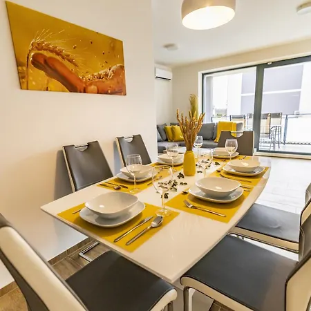 Apartma Narcisa *